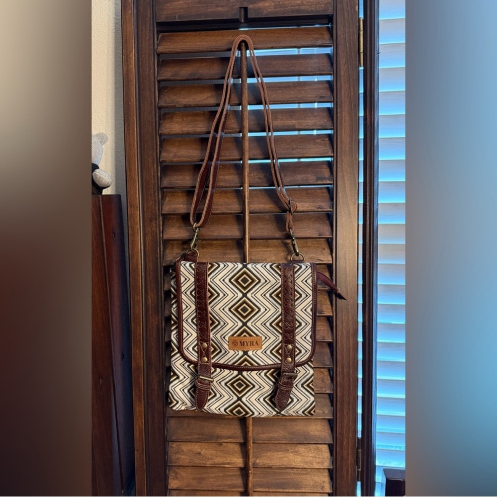 Myra Bag-Canyon Star Conceal Carry - Picture 4 of 13